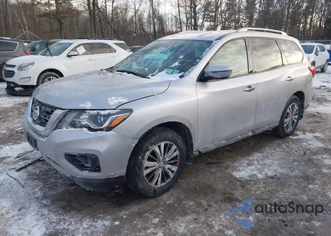 2017 Nissan Pathfinder S z USA, uszkodzony, nr VIN 5N1DR2MM1HC601259